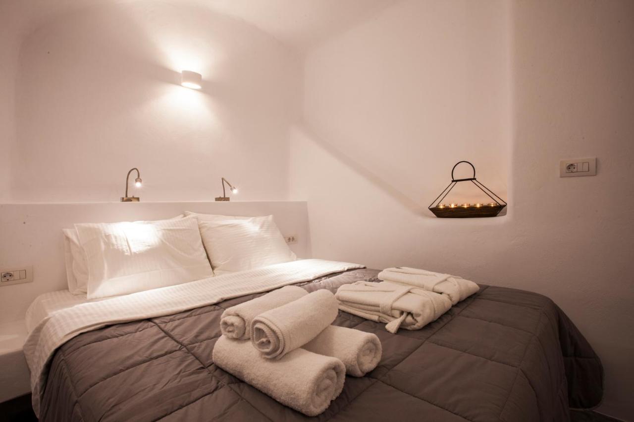 Cupola Suites Oia  Exterior photo