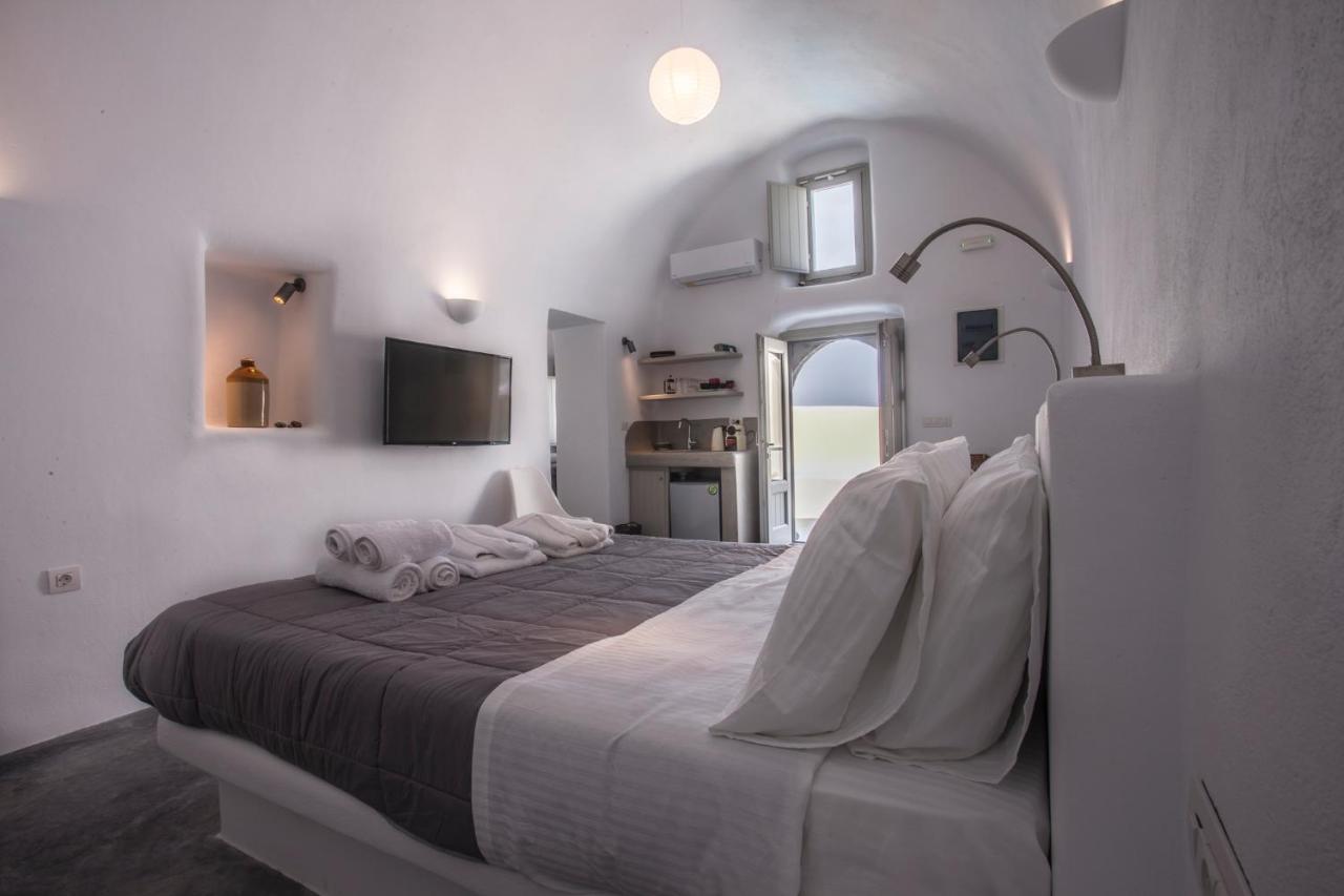 Cupola Suites Oia  Exterior photo
